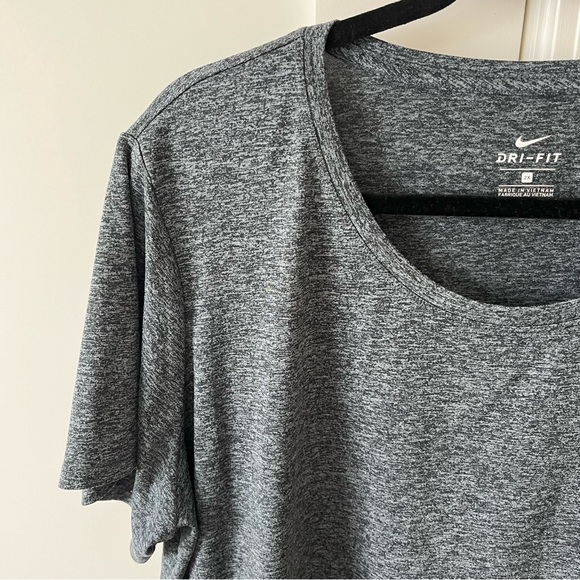 Nike Dri-Fit Athletic Short Sleeve Top Gray Sz 2X - Picture 2 of 15